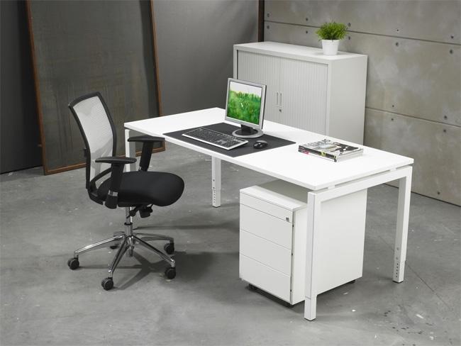 Bureautafel Q-bic White 180x80cm - Image 1